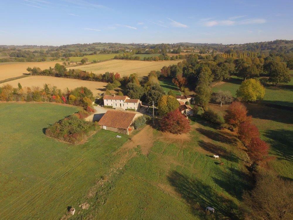 L'Escale Du Bocage Piscine Couverte Chauffee La Flocellière Exteriér fotografie